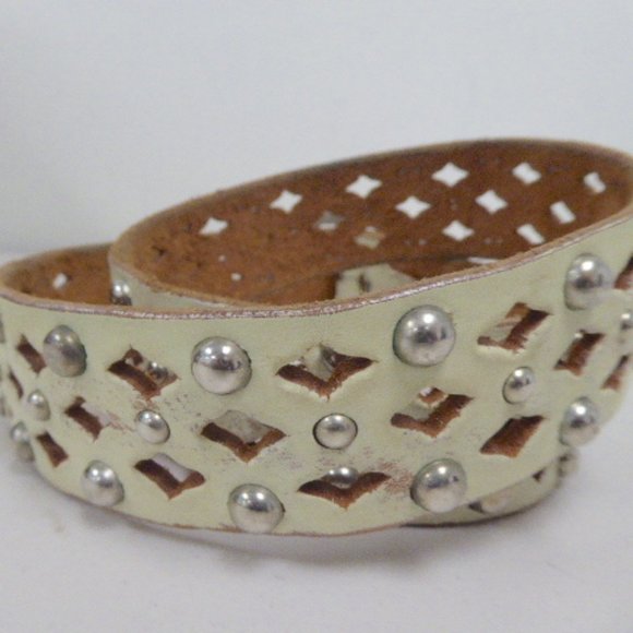 HTC LEATHER BELT 36 silver studs Italy white vintage antiqued look